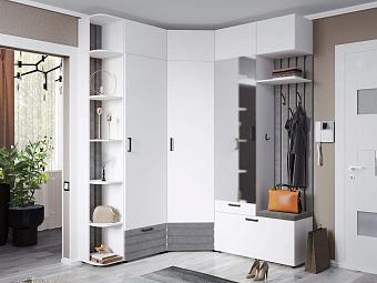 Прихожая до потолка: зачем нужны шкафы с антресолями