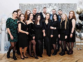 «Сила команды – залог успеха» интервью с коммерческим директором «ФМ Витра» Вороновым Павлом DaVita-мебель. Фабрика мебели. 